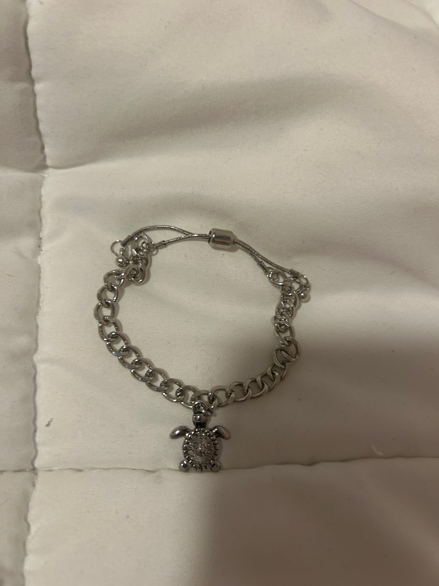 Turtle chain bracelet