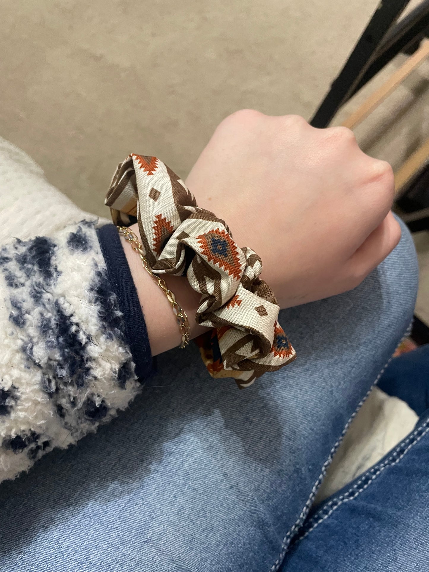 Aztec scrunchie