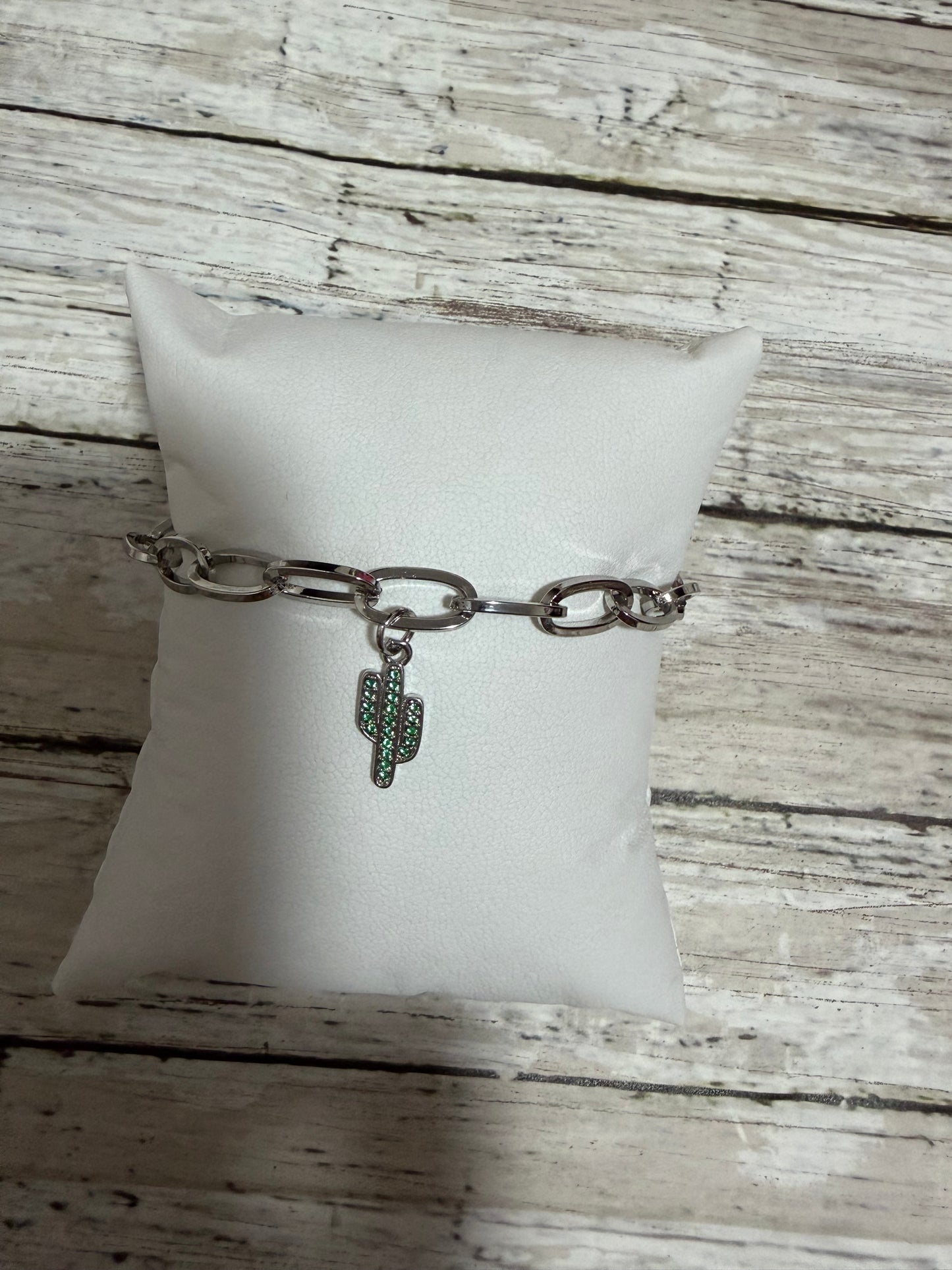 Non tarnish cactus bracelet in silver