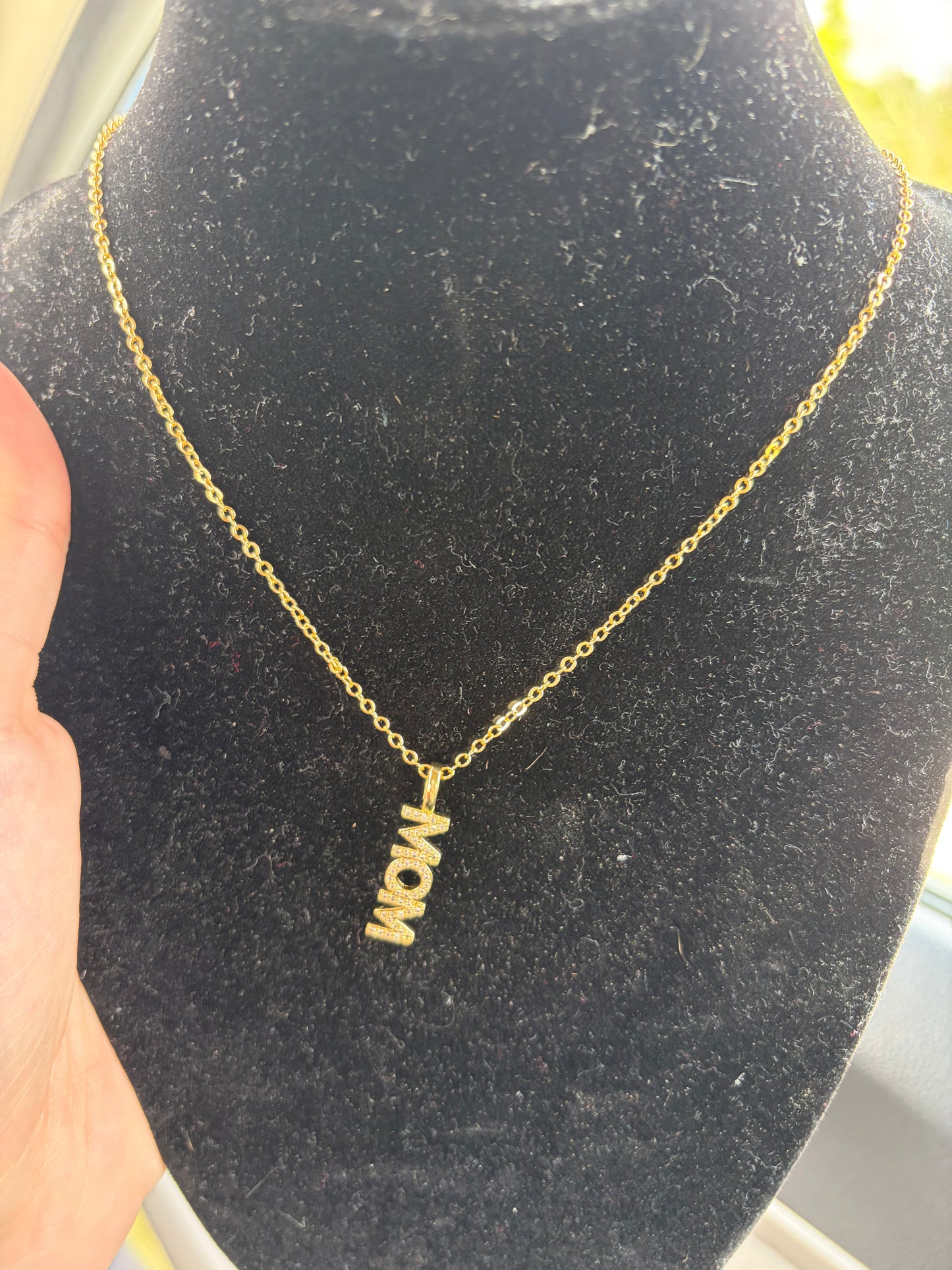 Non tarnish mom necklace