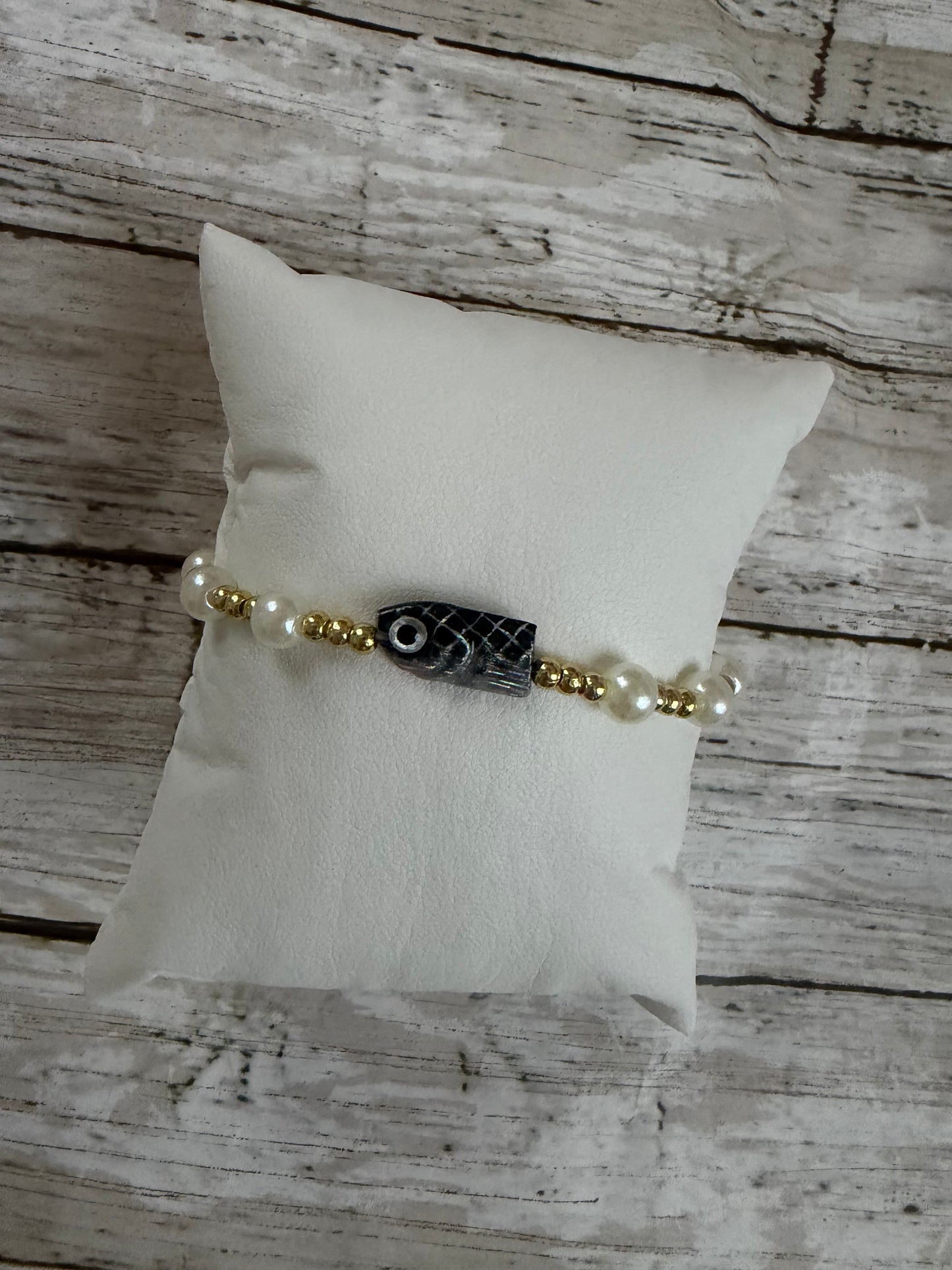 Black red belly fishing lure non tarnish bracelet