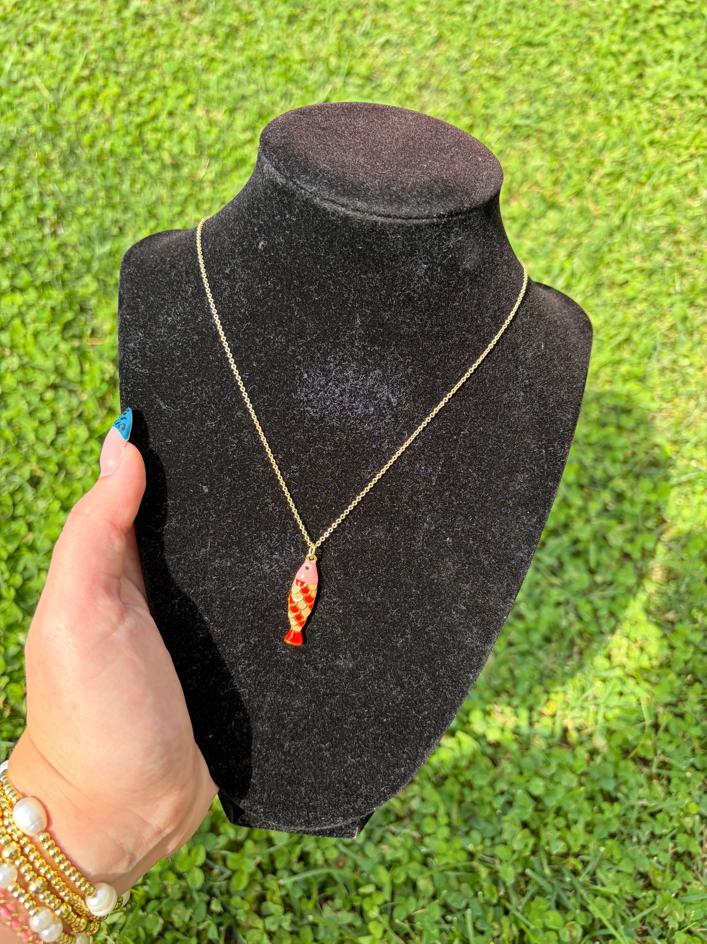 Non tarnish/waterproof fish necklace gold filled