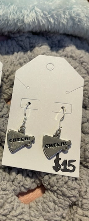 Cheer earring
