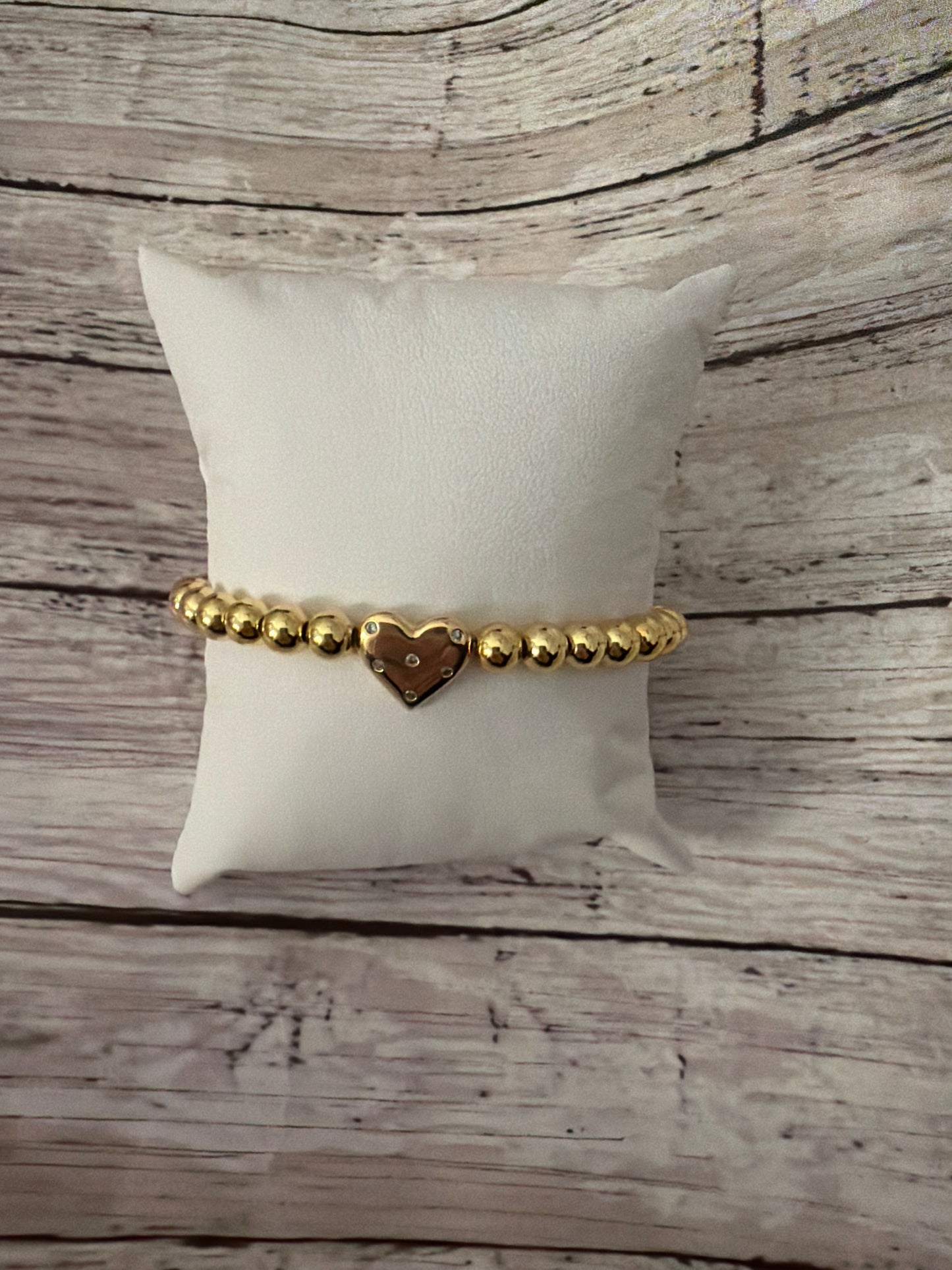 Beaded non tarnish heart bracelet