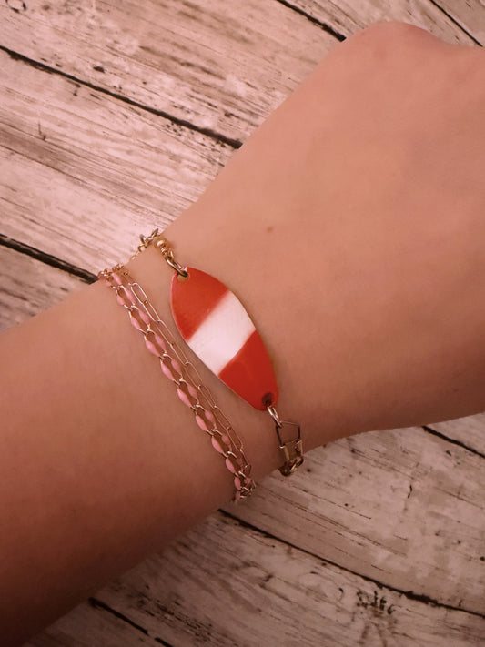 Red and white lure gold adjustable swivel bracelet