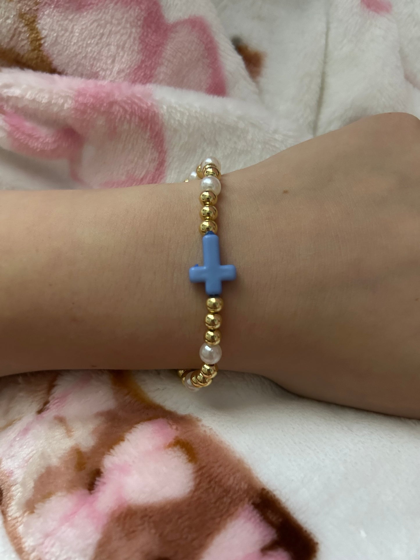 Blue Cross non-tarnish pearl bracelet