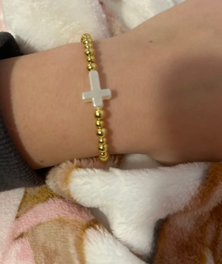 Kids size cross bracelet size 5.5-6.0