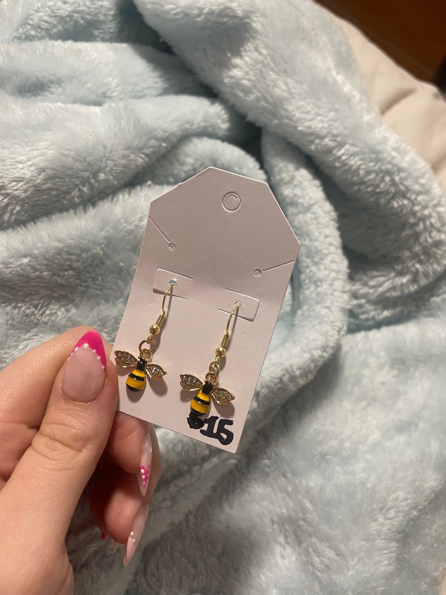 Bee kind earring