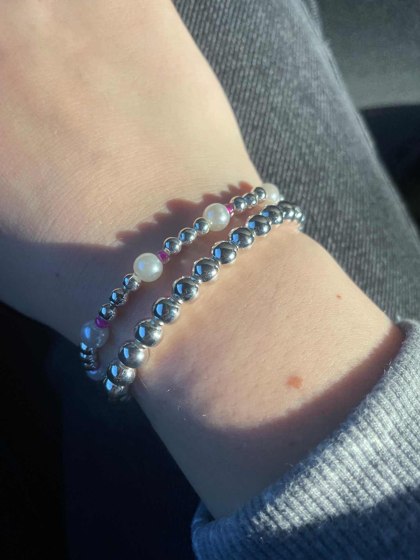 Non tarnish silver set