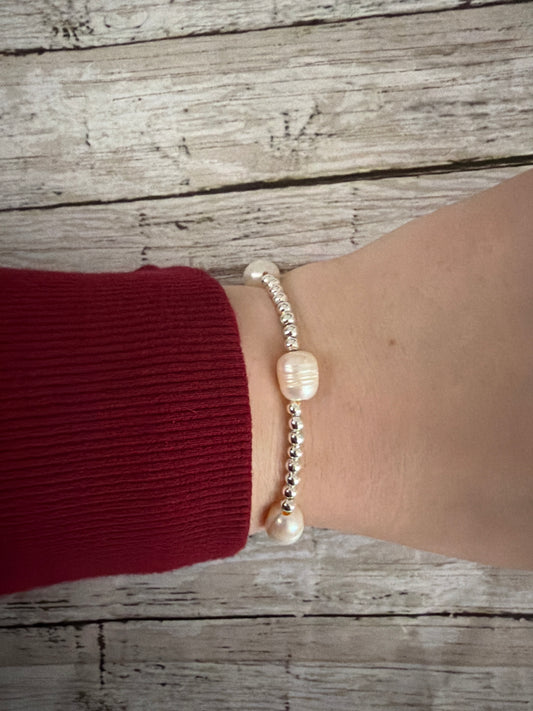 Non-tarnish freshwater, pearl silver bracelet