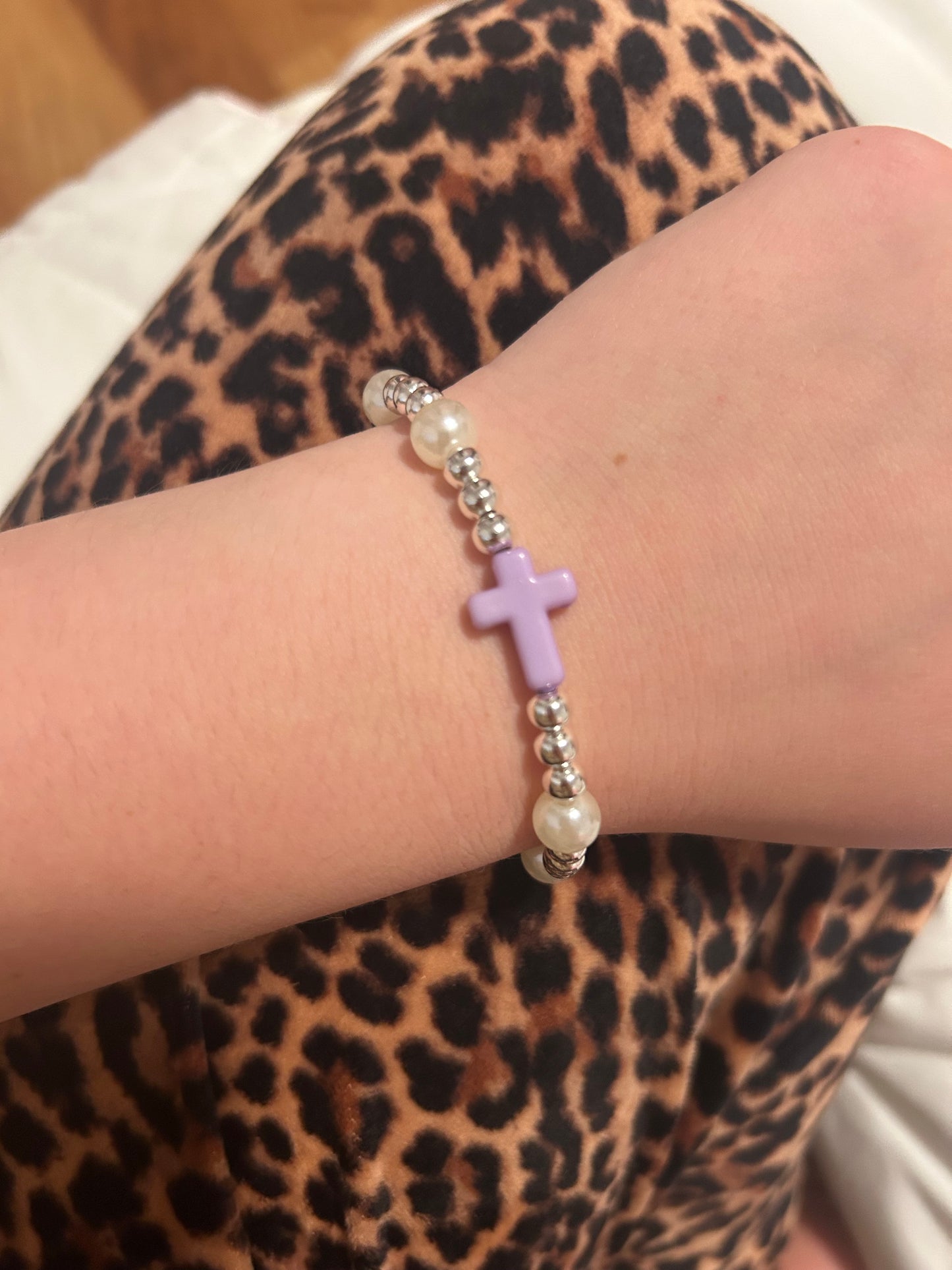 Silver plated non tarnish cross bracelet