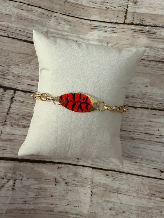 Rooster tails non tarnish bracelet in gold
