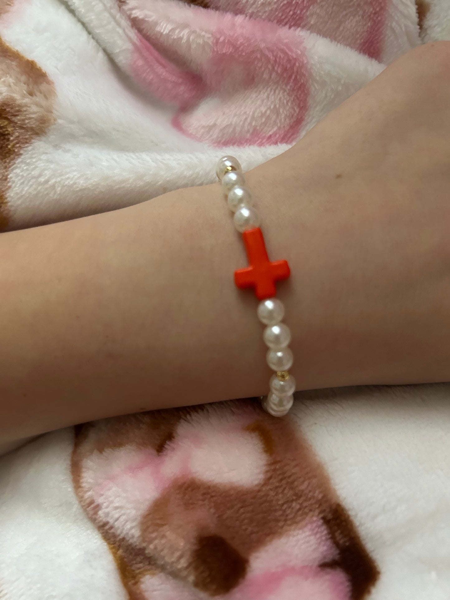 Pearl, orange cross beaded bracelet non tarnish￼