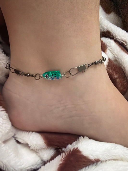 Green and pink fishy anklet on swivel adjustable anklet