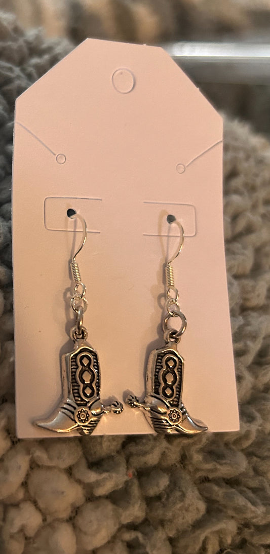 Boots earring