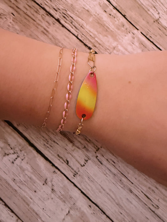 Peach rings lure gold swivel adjustable gold bracelet