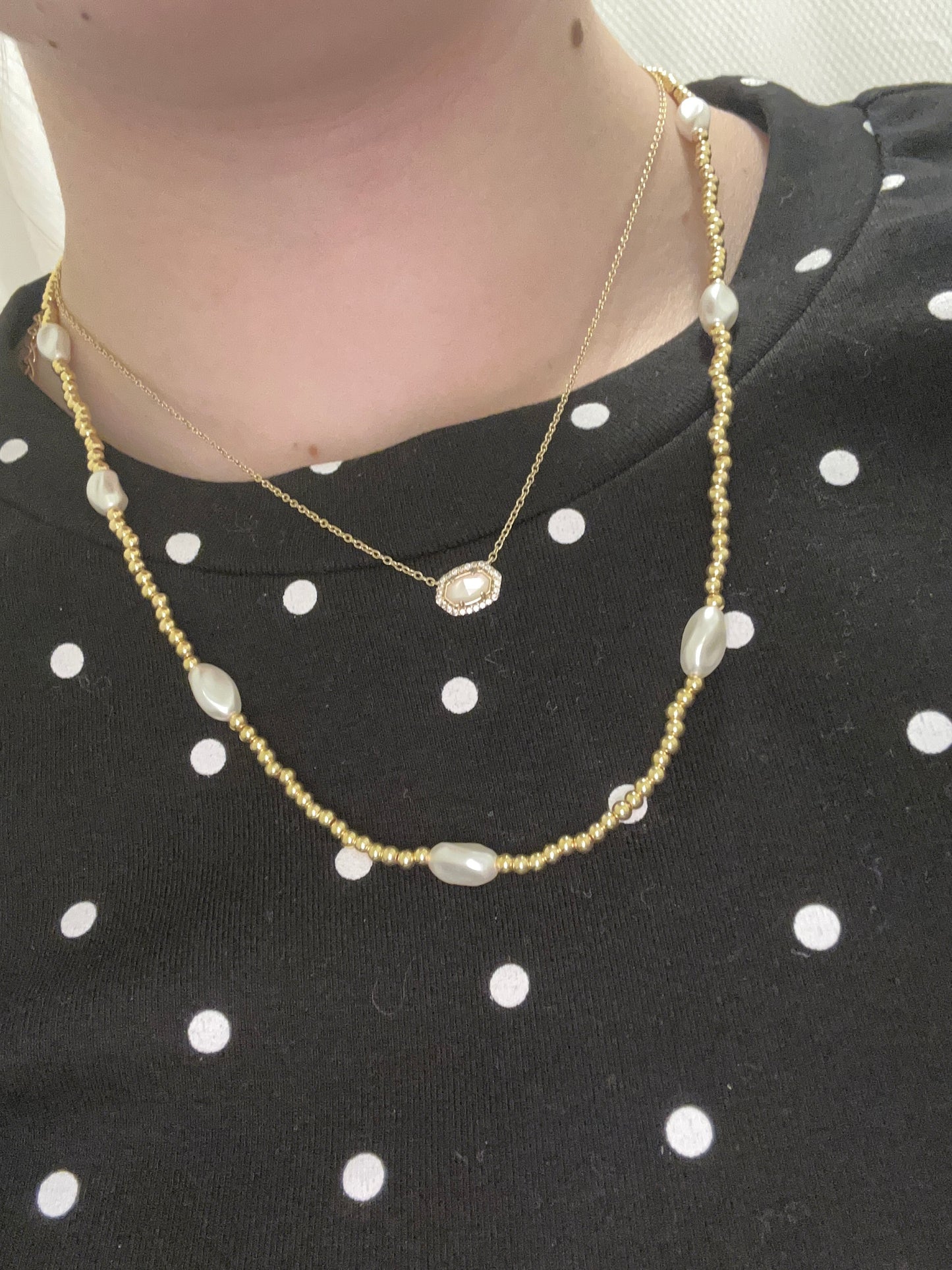 Non tarnish beaded pearl necklace