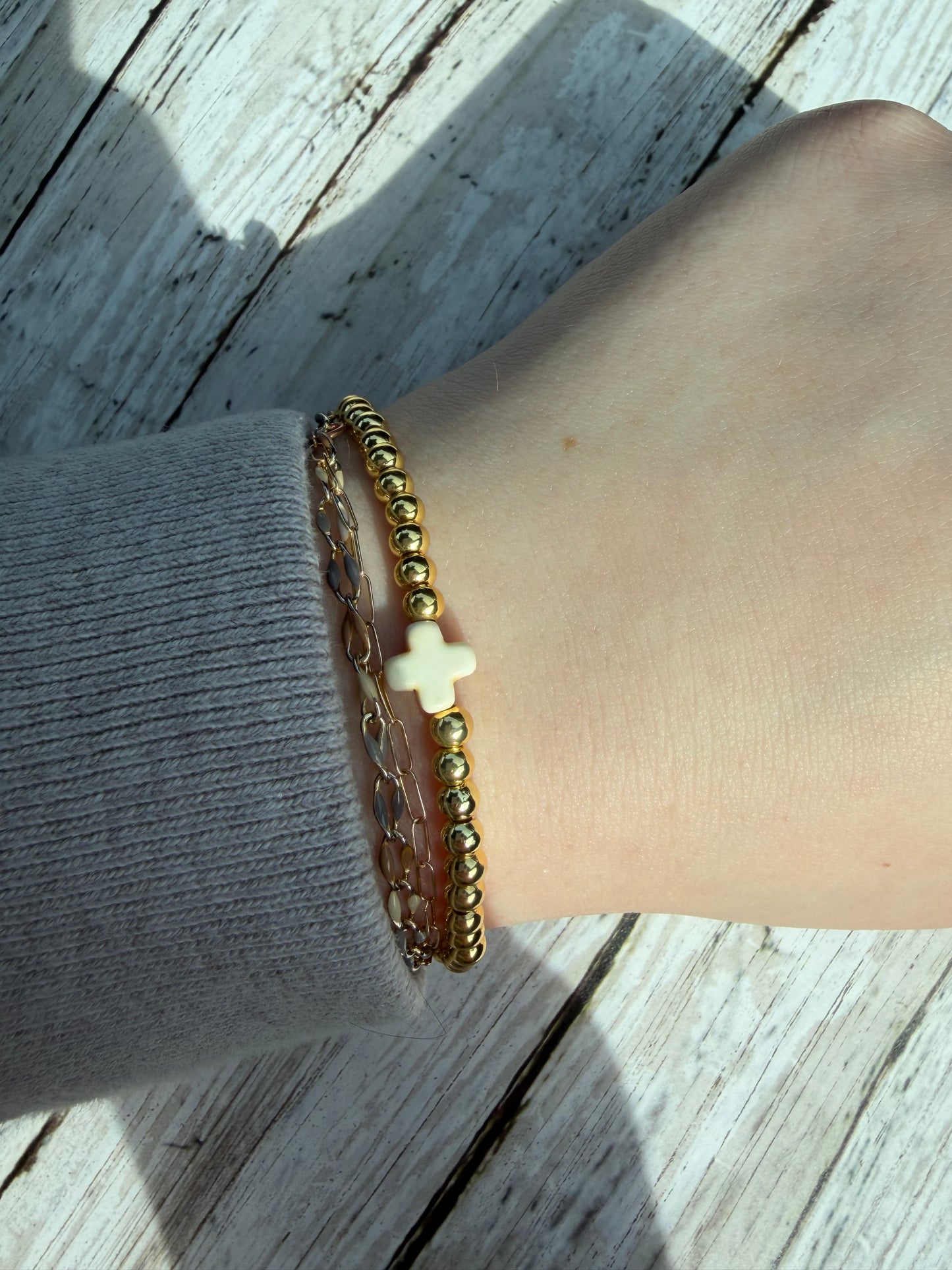 White cross non tarnish bracelet