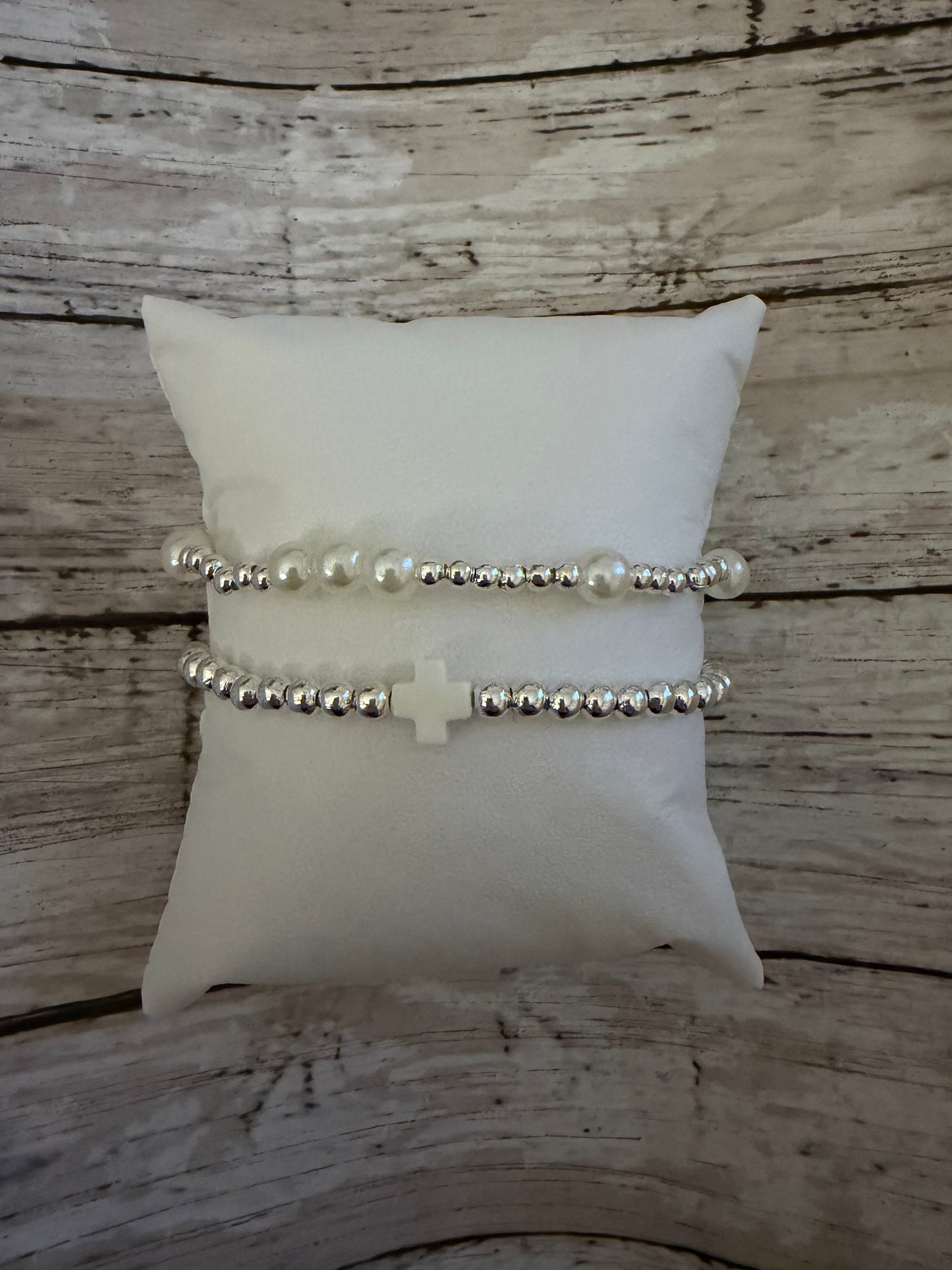 Cream white and pearl silver set (2)
