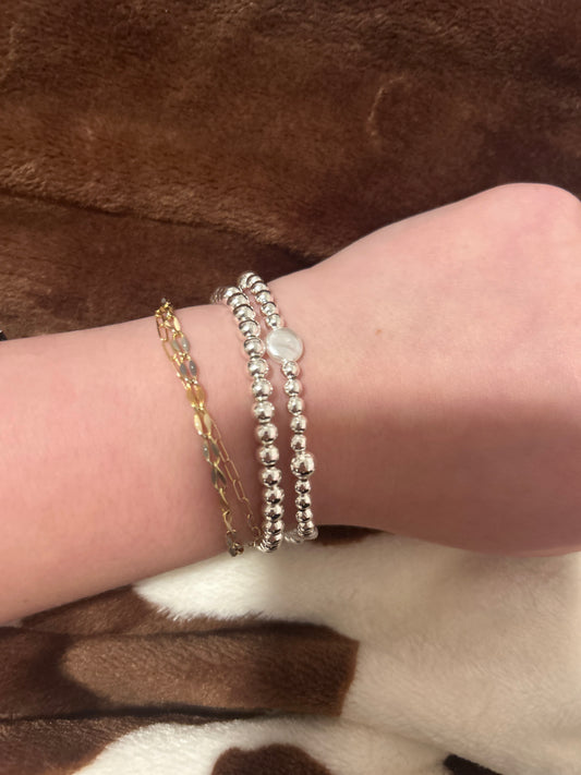 Pearly silver stack