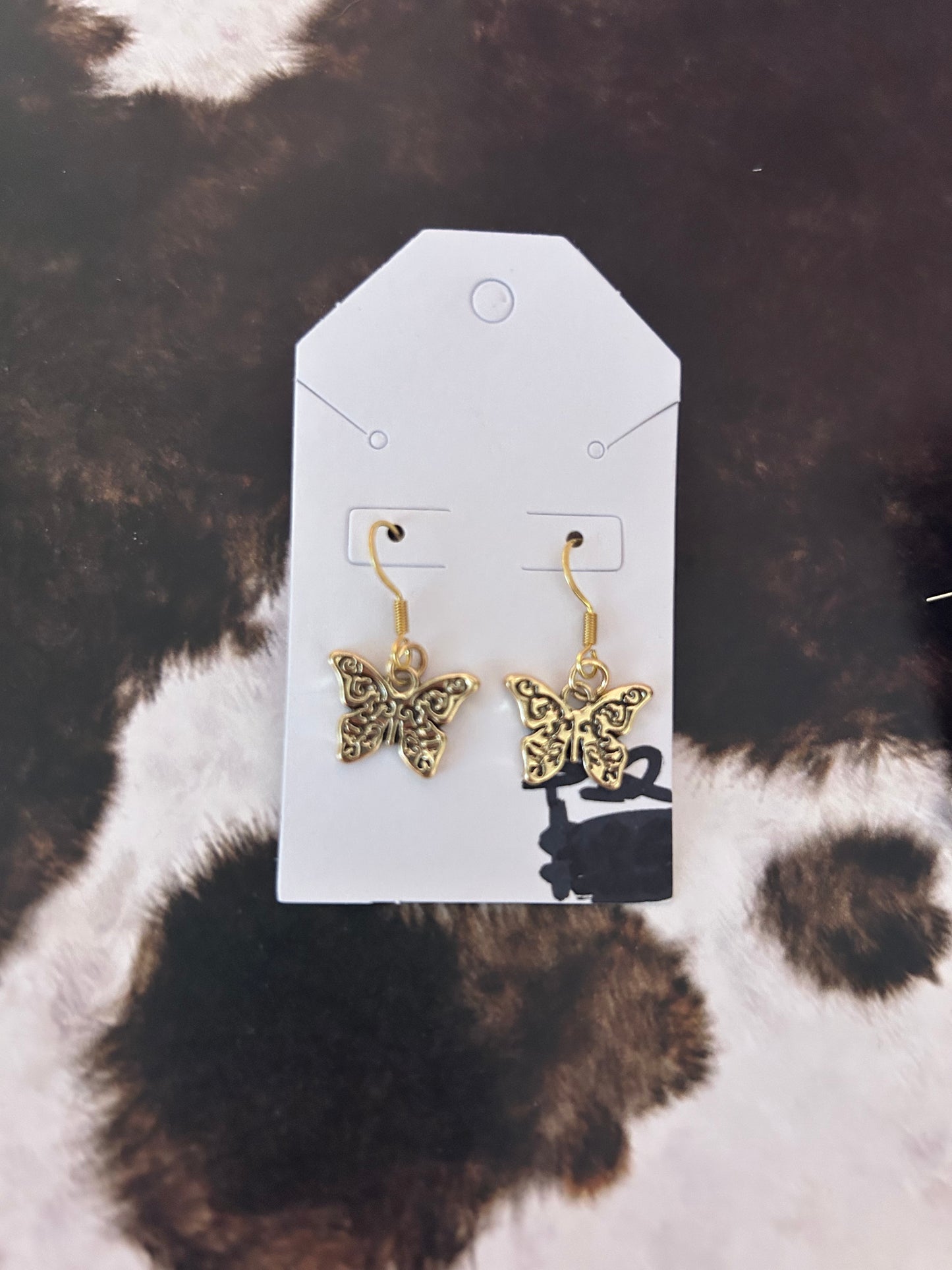 Butterfly earring in gold