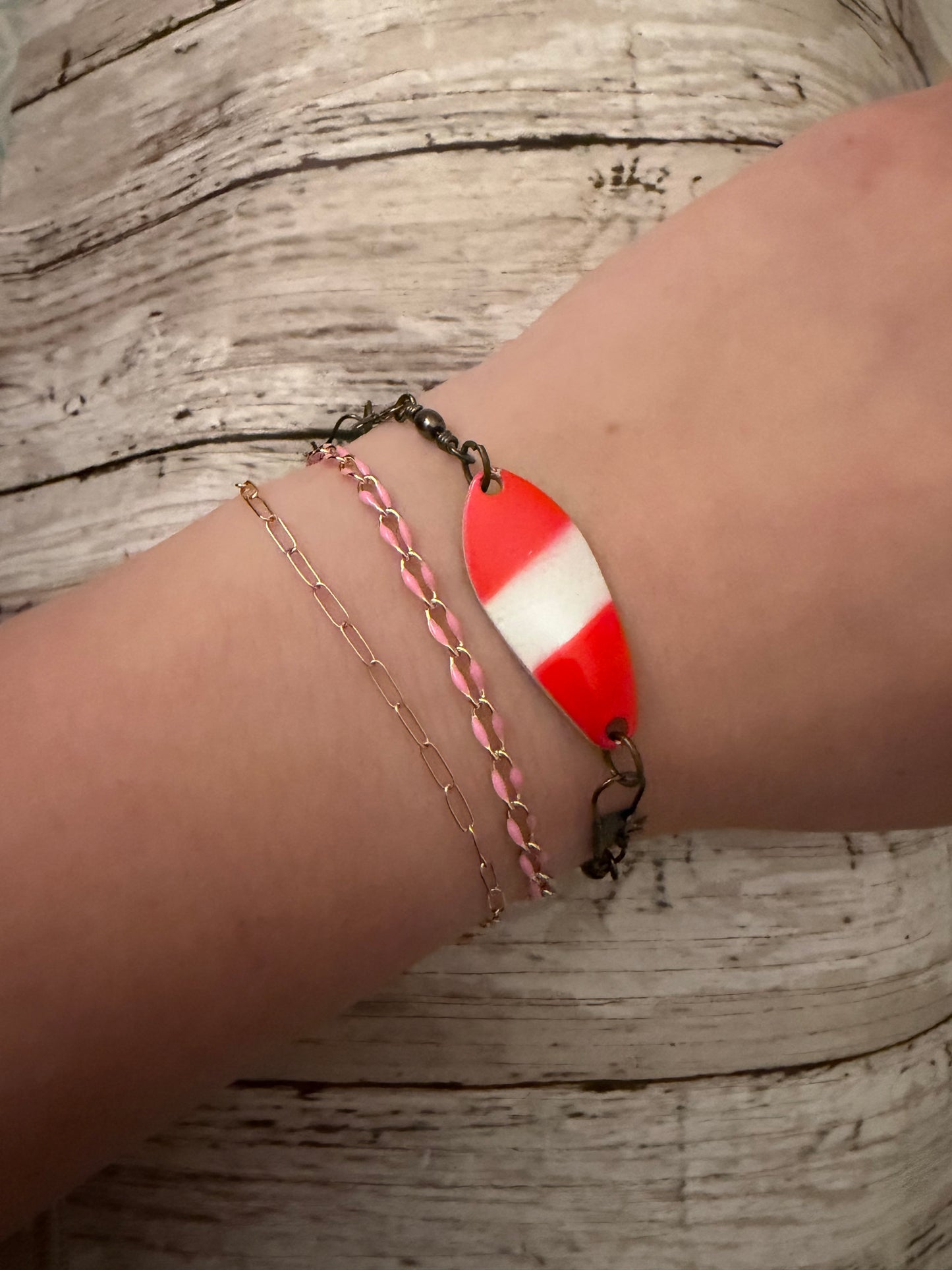 Red and white lure black swivel adjustable bracelet