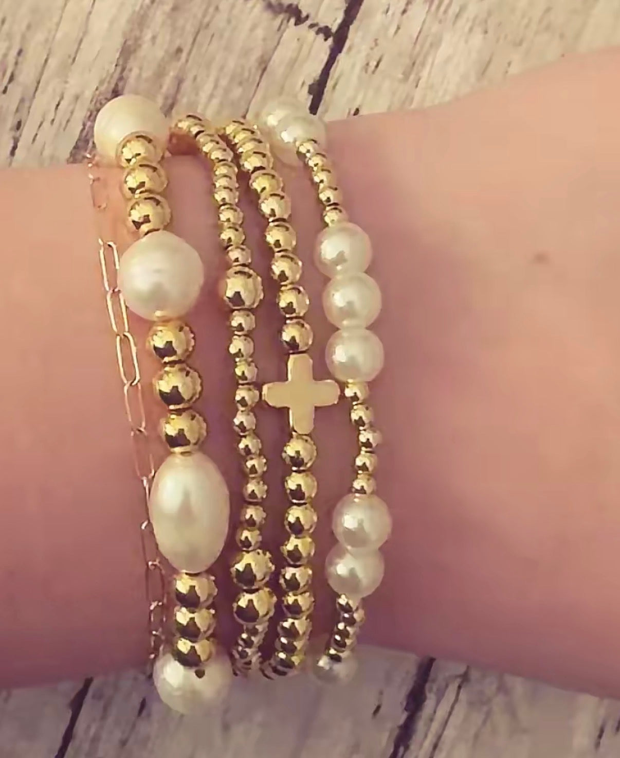 Dainty gold stack