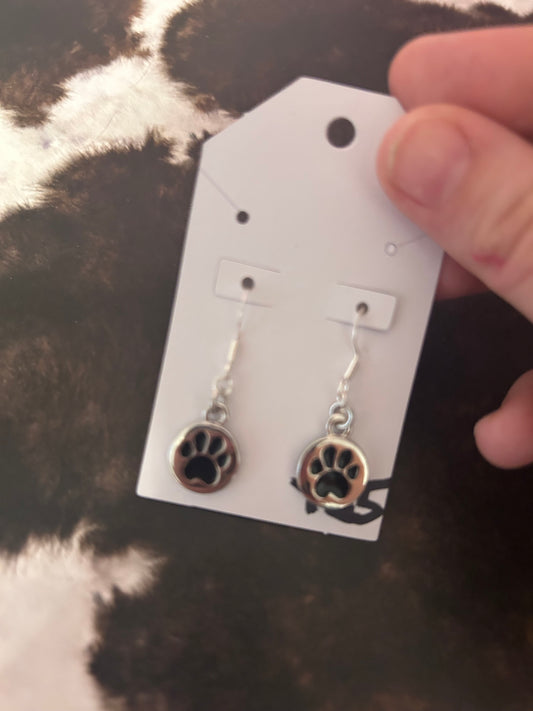 Paw print earring
