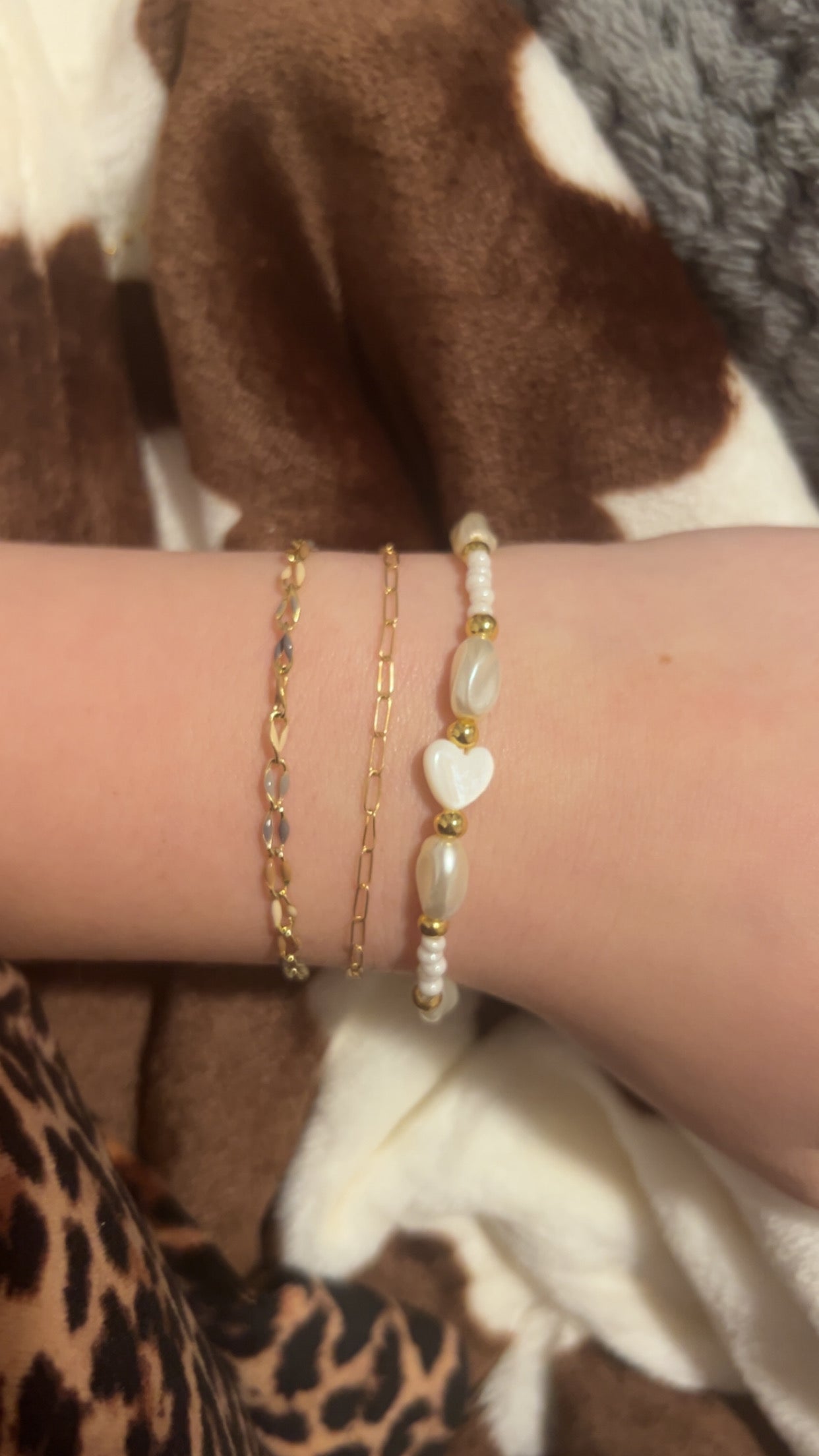 Heart shell non tarnish bracelet