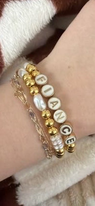 Fiancé pearl stack