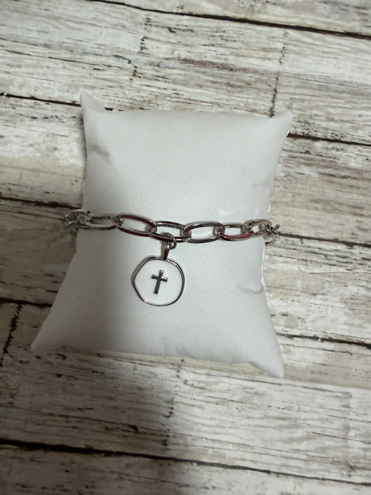 Non tarnish silver cross bracelet