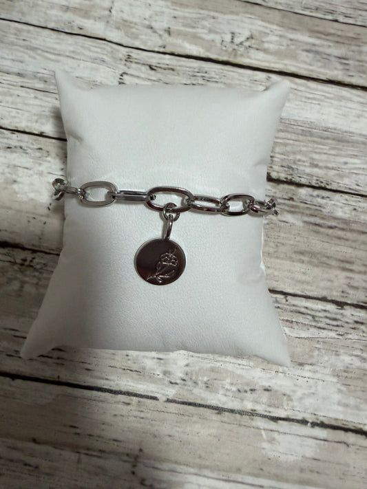 Non tarnish flower bracelet in silver