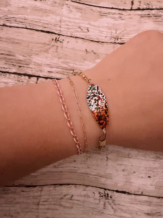 Confetti lure gold adjustable swivel bracelet