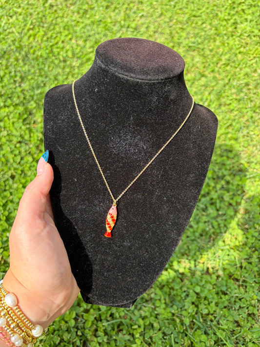 Non tarnish/waterproof fish necklace gold filled
